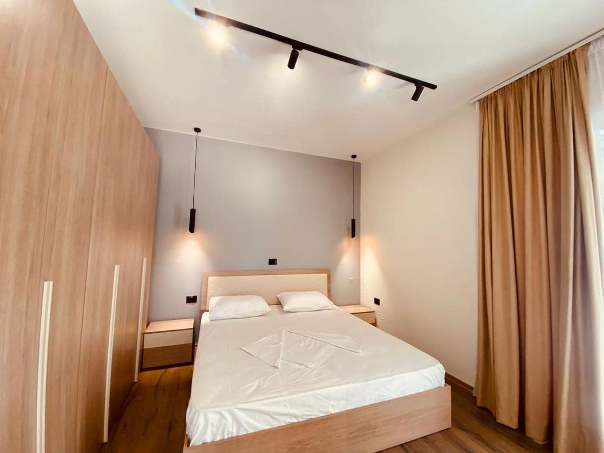 Wild Villa Apartments Sarandë Eksteriør billede