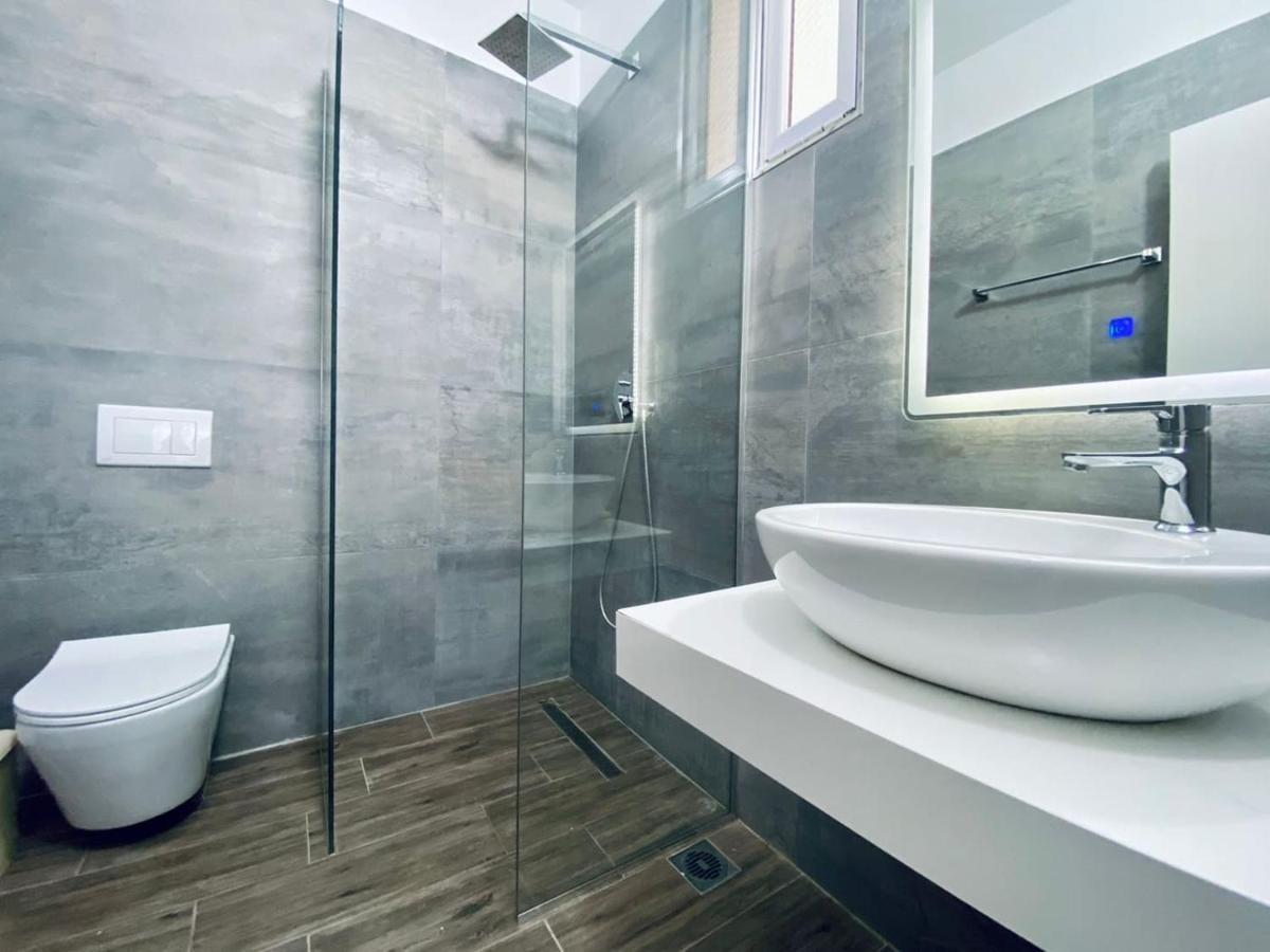 Wild Villa Apartments Sarandë Eksteriør billede