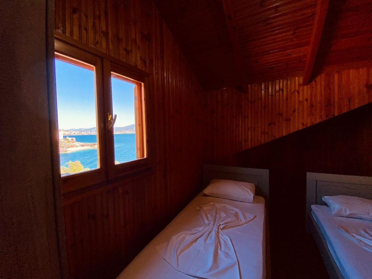 Wild Villa Apartments Sarandë Eksteriør billede